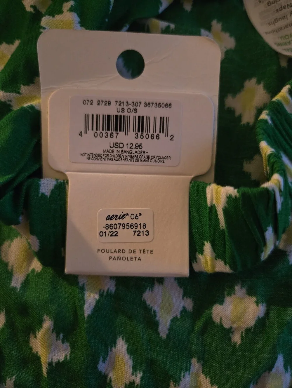 NWT Aerie Green Patterned Triangle Bandana Head Scarf